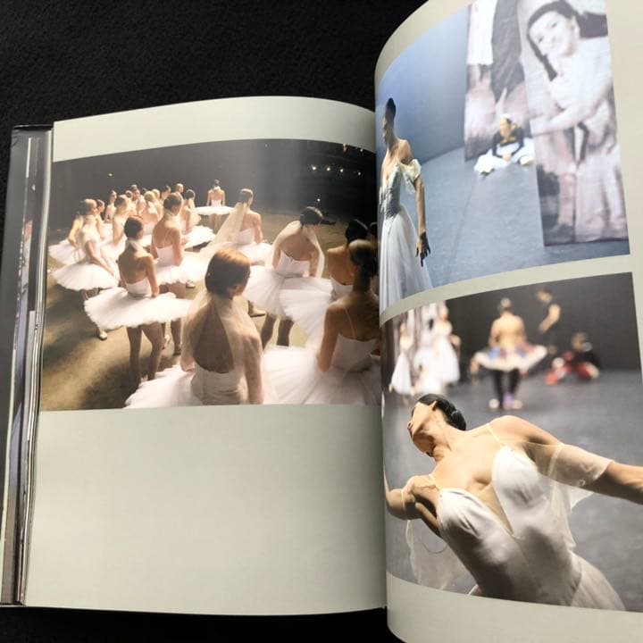 ロシア・バレエダンサー 写真集「Divertisment」マリインスキーバレエ団