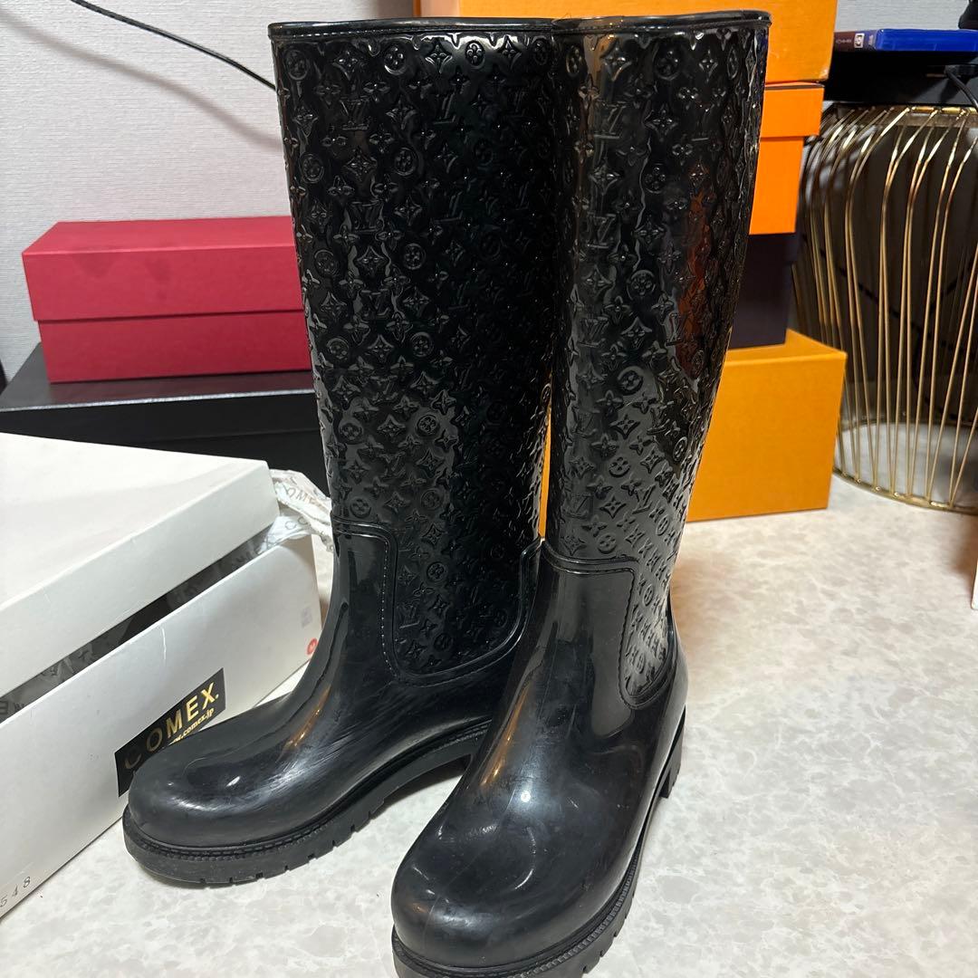 ヴィトン　ブラック ロゴ入り ゴムロングブーツ　レインブーツ