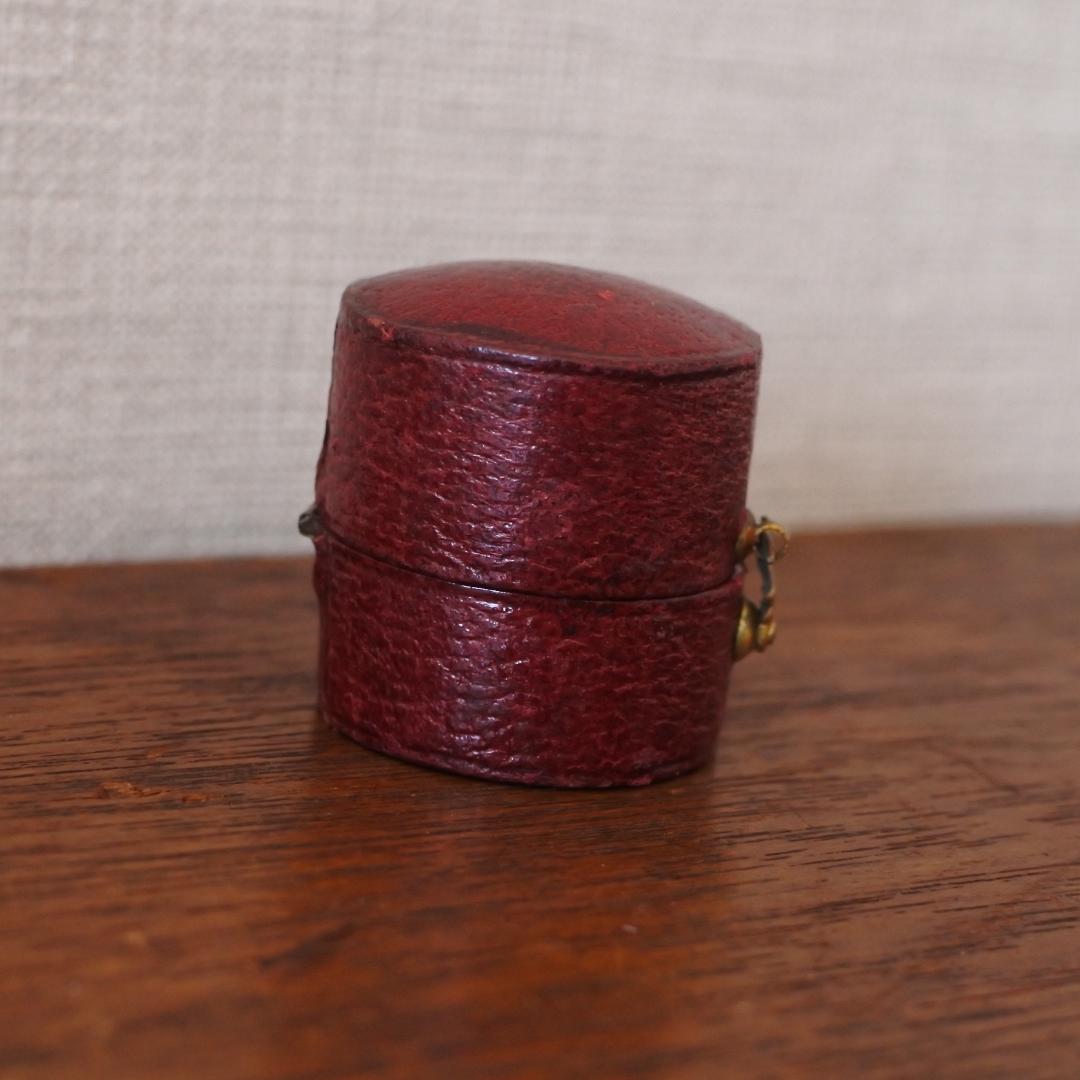 イギリスアンティークリングケース＊英国アンティークリングボックス＊茶レザー＊円形