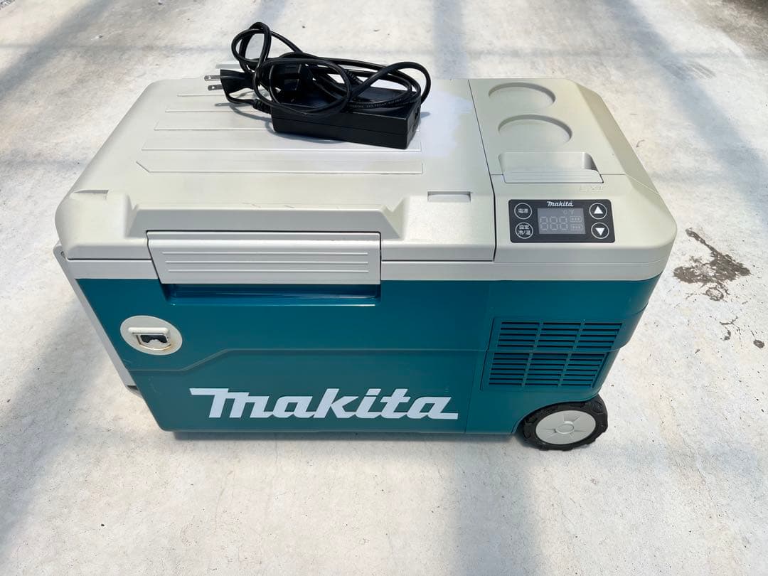 Makita マキタ　充電式保冷温庫　CW180DZ