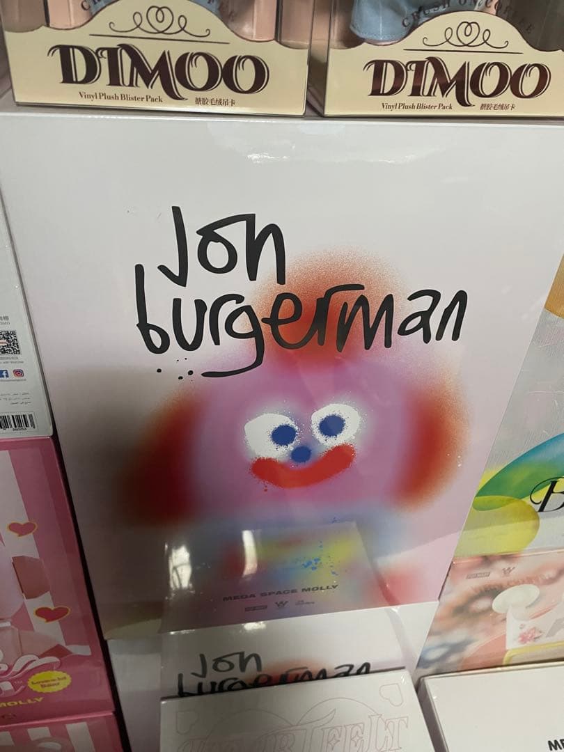 その他 Mega Space  Molly Jon Burgerman400%