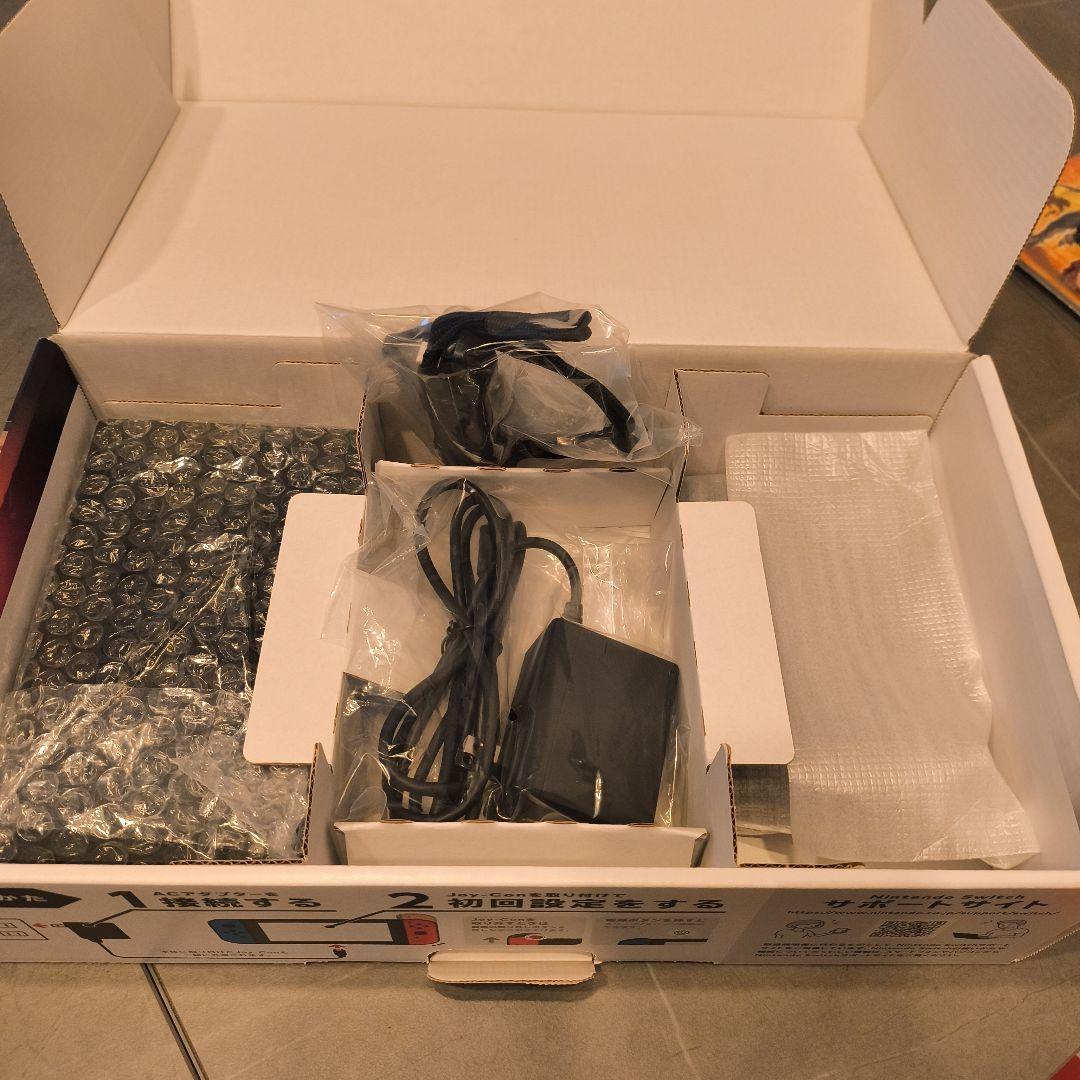 Nintendo Switch 本体 カセット4種類