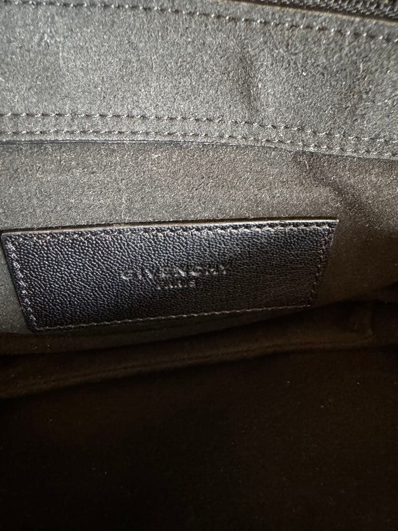 GIVENCHY（ジバンシィ） CROSS 3 （クロススリー）