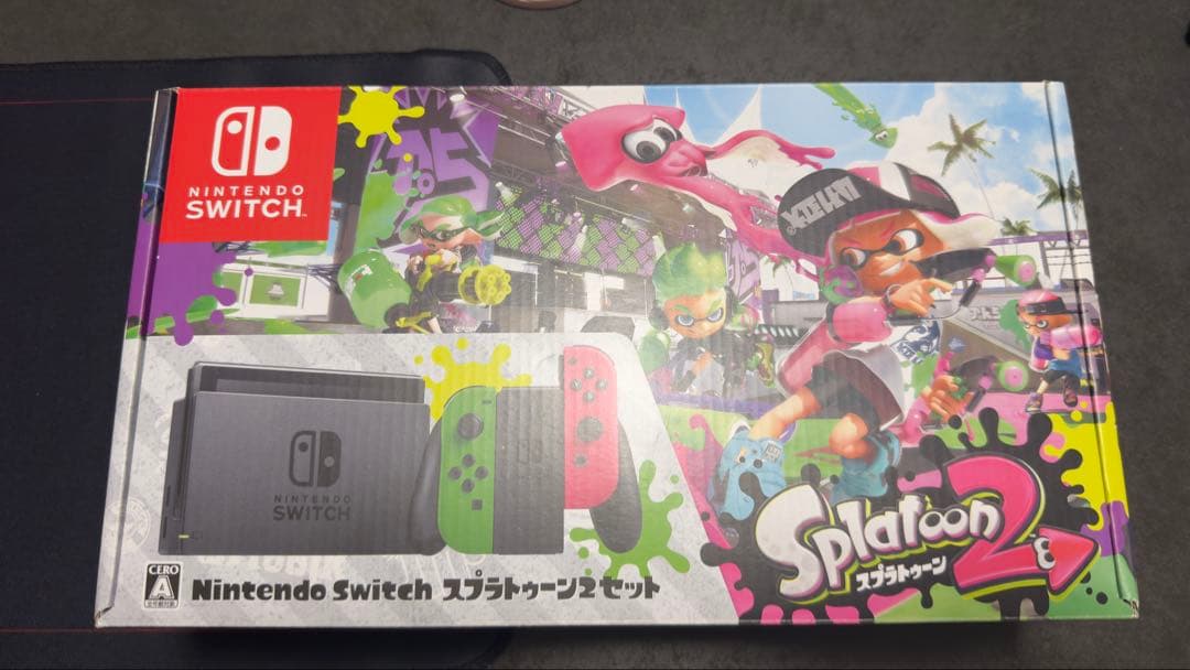 Switch本体　スプラトゥーン2