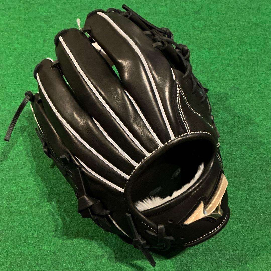 ミズノ　グローバルエリート 軟式　内野手用　新品未使用品