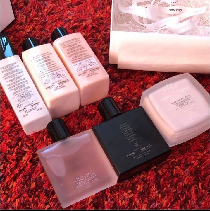 シャネルボディローションセット