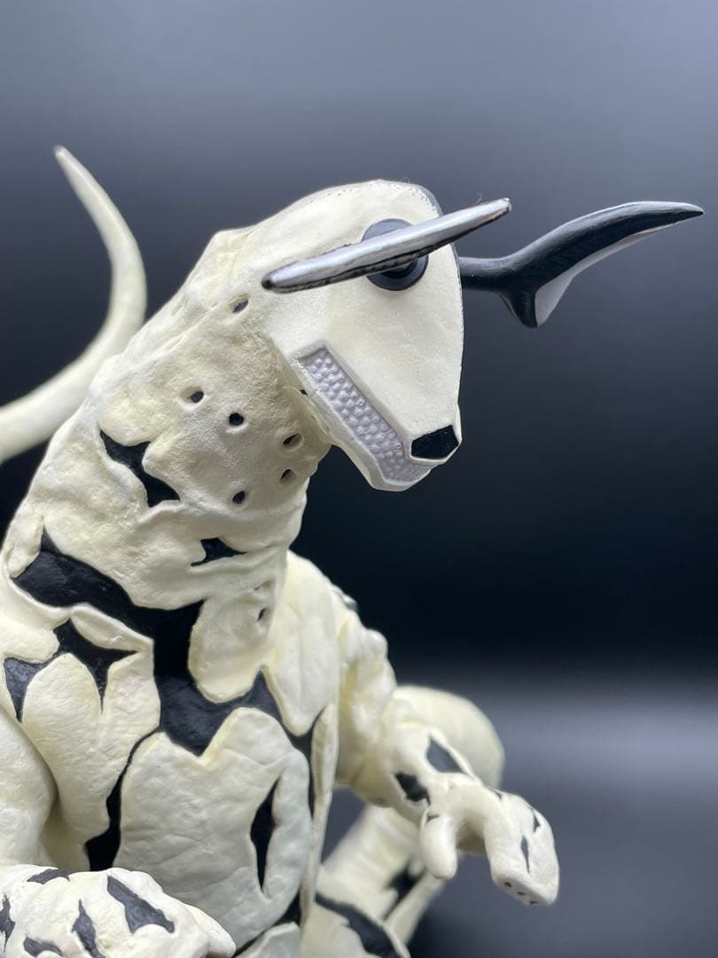 ビリケン　エレキング　ソフビ塗装済完成品 ウルトラセブン