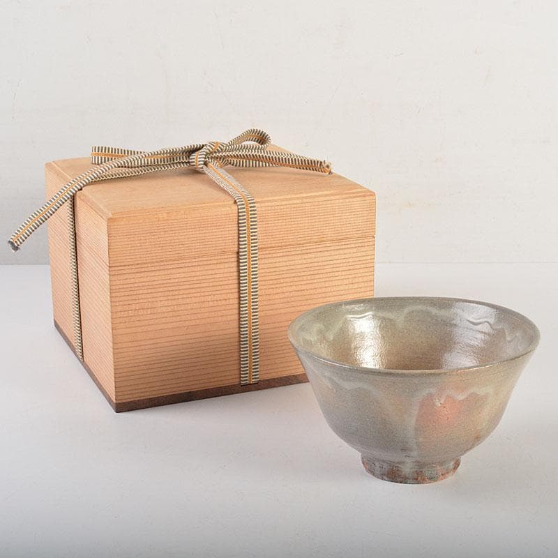 茶道具　信州岩井堂焼　古賀無量作　粉吹茶碗　蓋二重箱　共箱　Ｃ　6801