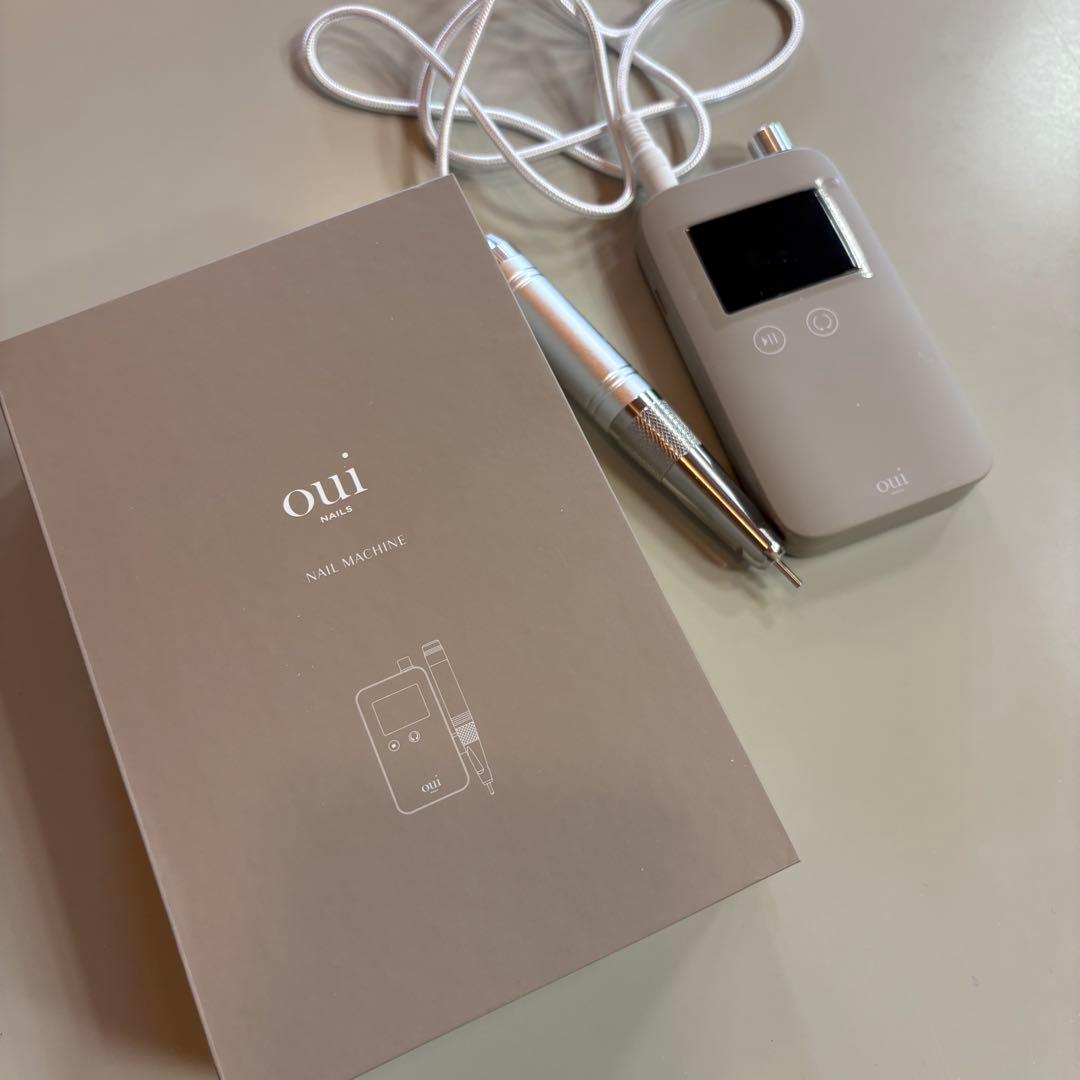 oui nails ネイルマシングレー