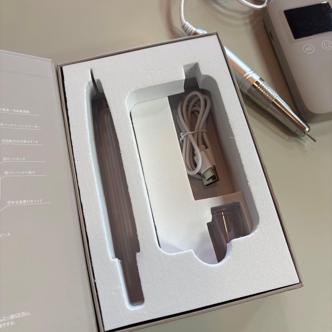 oui nails ネイルマシングレー