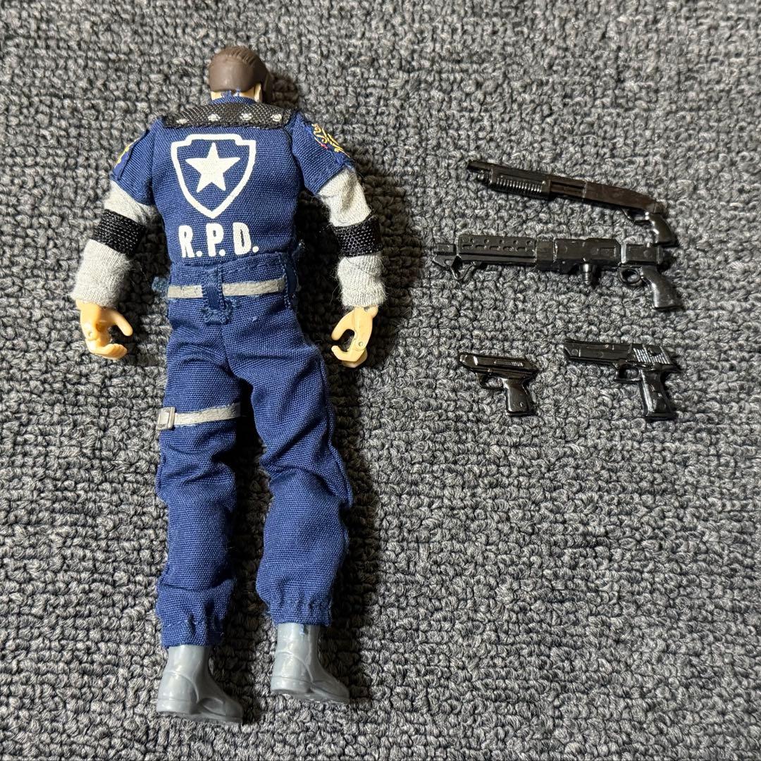 バイオハザード アクションフィギュア レオン 1/12スケール