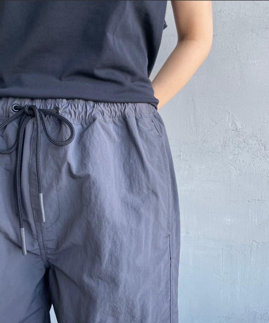 FRED PERRY　別注 ワンポイントロゴ刺繍ショートパンツ