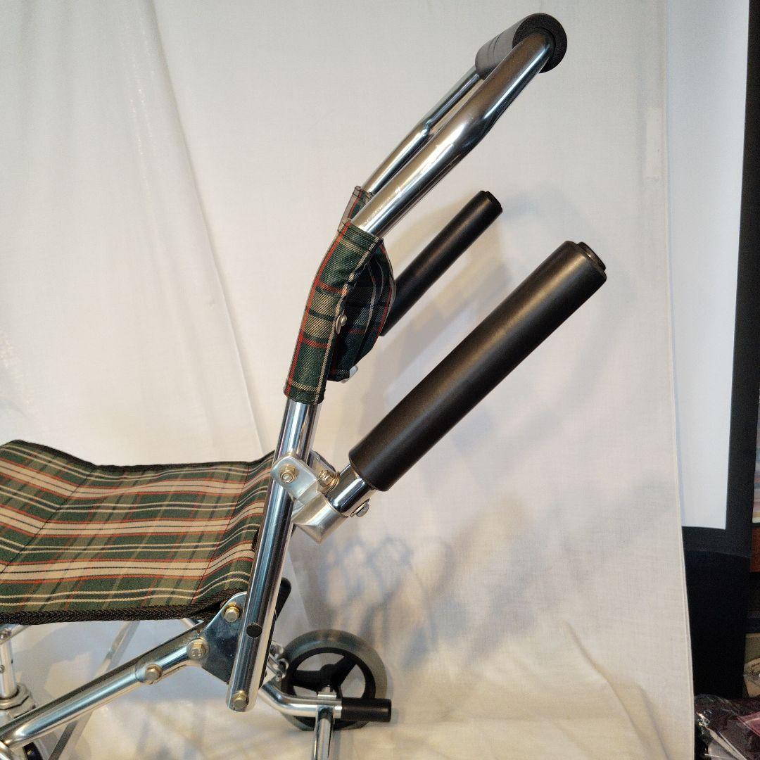 折りたたみ式介助用車椅子 チェック柄