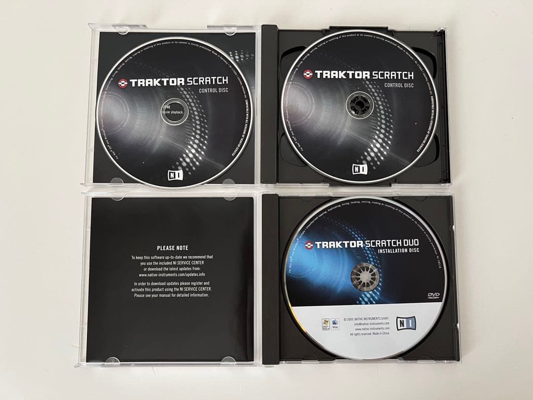 DJ機材 TRAKTOR SCRATCH DUO