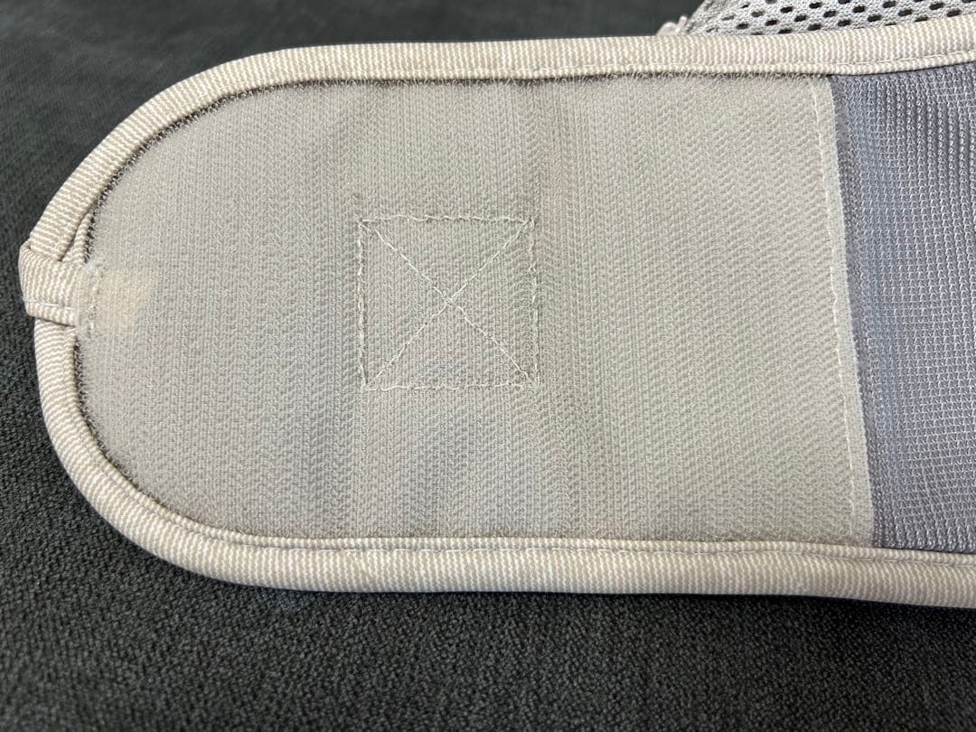 POGNAE ポグネー maxB 抱っこ紐 ホワイト