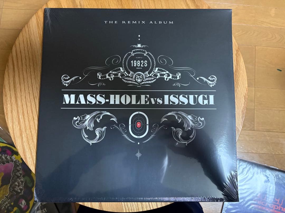 MASS-HOLEvsISSUGI/1982s［3LP］