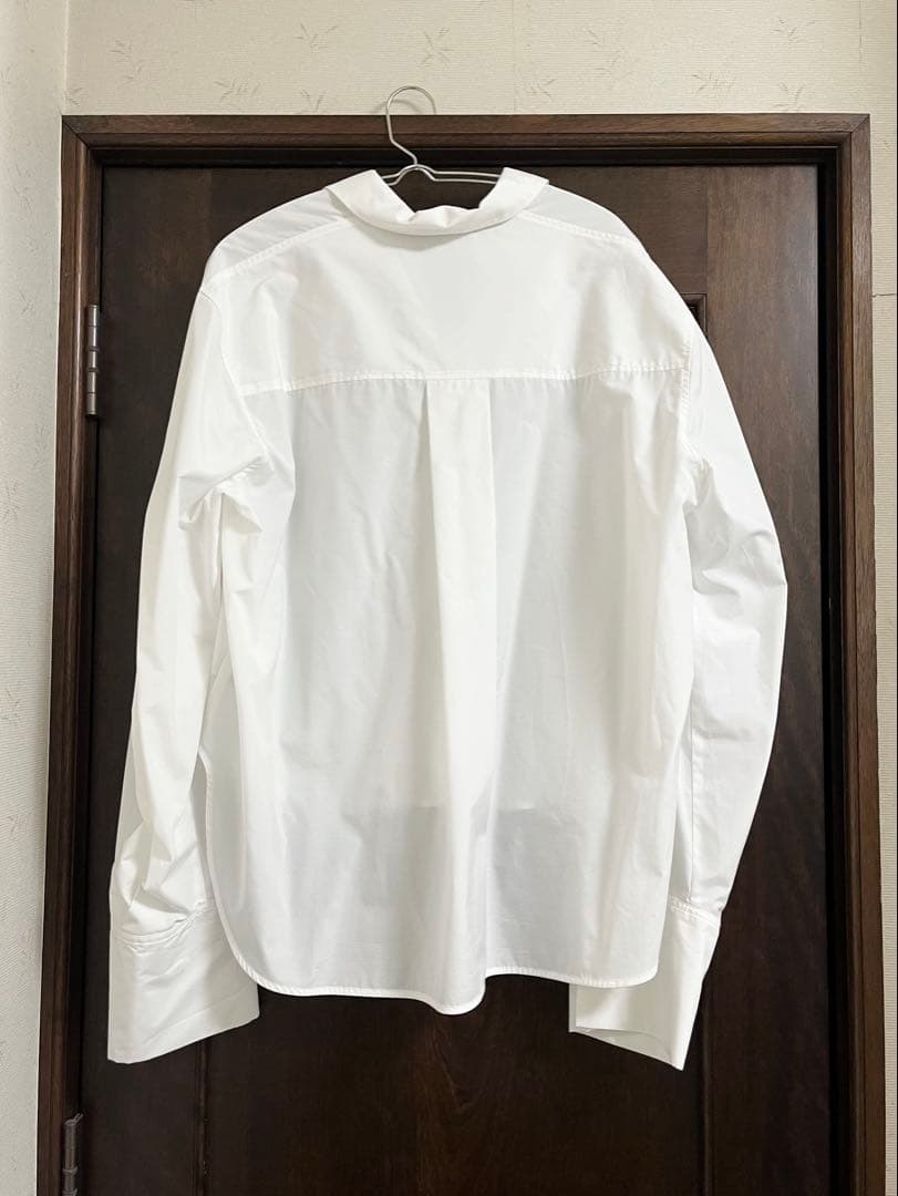 ADAM ET ROPÉ ホワイトシャツ