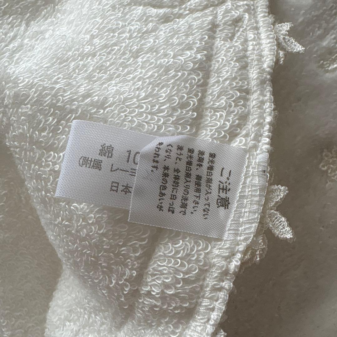 未使用　WAKO ベトナム製　手刺繍ハンカチ　タオルハンカチ　ワコウ　銀座和光