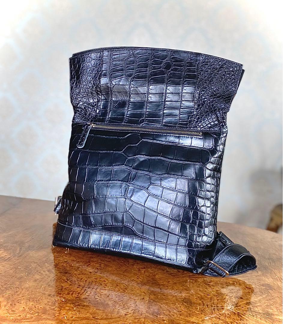 【 未使用品 】 クロコダイル バックパック マットブラック 背面本革