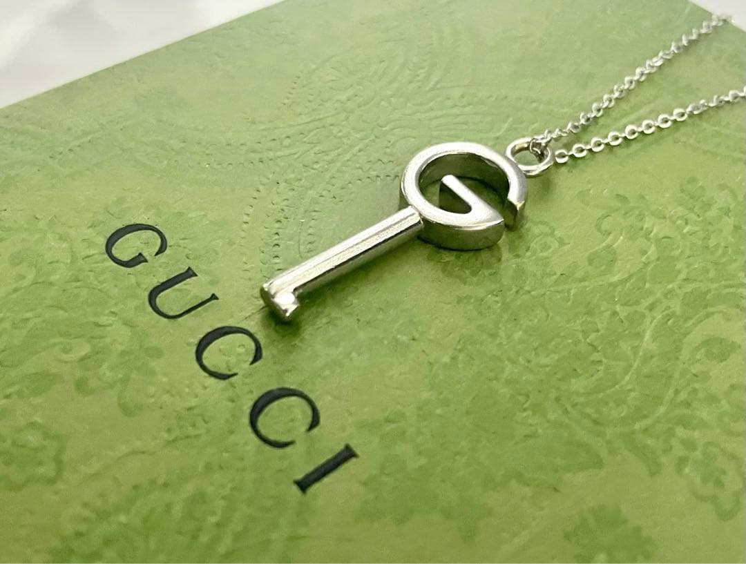 ⭐︎極美品 GUCCI GGロゴチャームネックレス 【確実正規品】