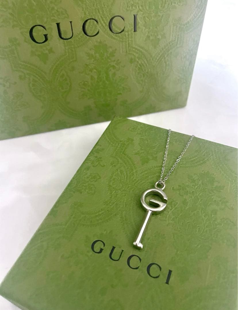 ⭐︎極美品 GUCCI GGロゴチャームネックレス 【確実正規品】