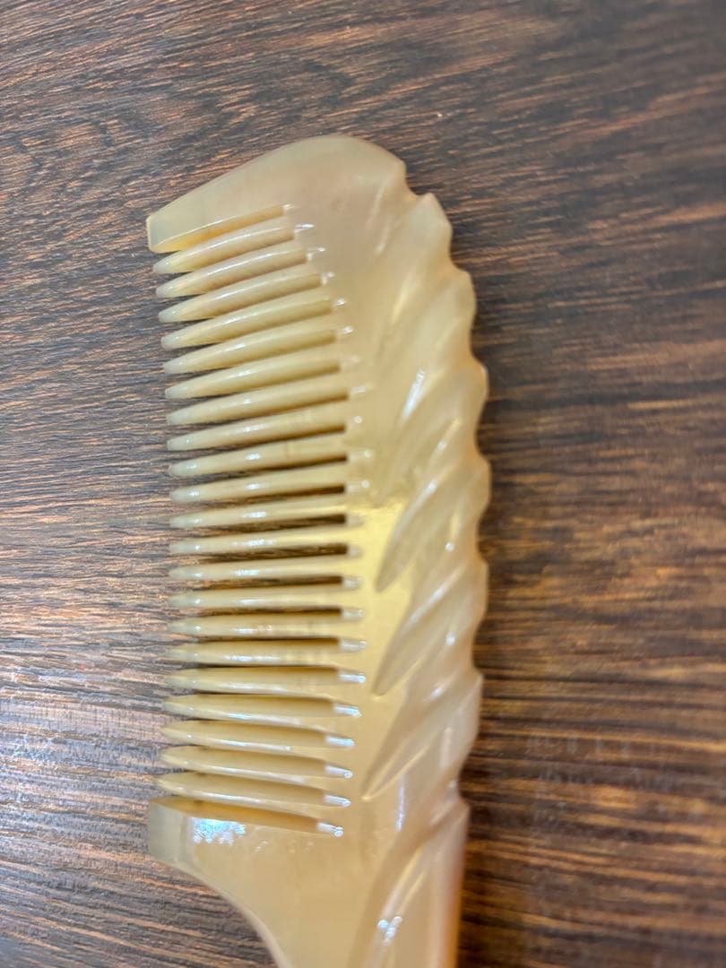 シープホーンコーム　ポケットタイプハンドル付き　ナチュラルホーンコーム　羊角