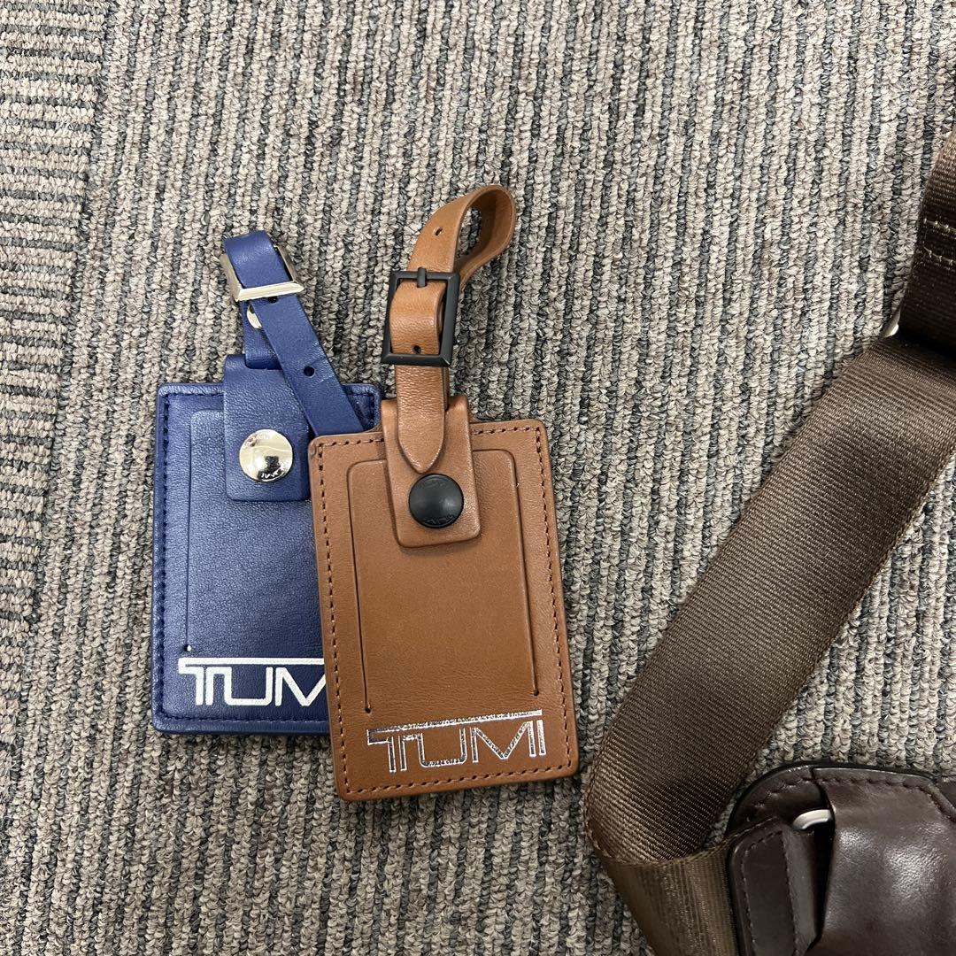 TUMI グレー ブラウン　ビジネスバッグ　タグおまけ付