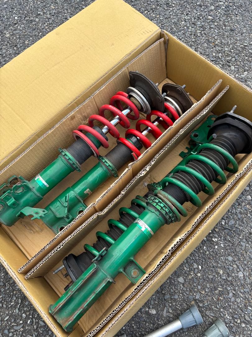 50カムリ　車高調　テイン　なみ