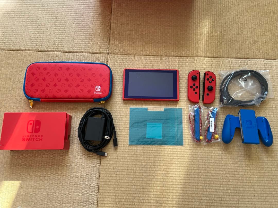 Nintendo Switch レッド本体とJoy-Conセット