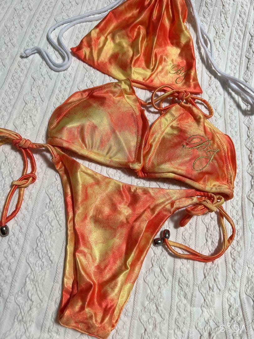 ベストボディジャパン 公式ビキニ 新品 マーブルオレンジ Mサイズ