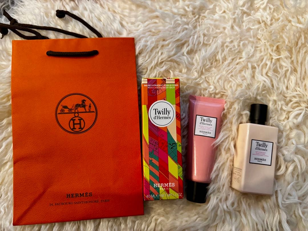 【新品未使用】エルメス　ツイリードゥエルメス　ボディローション &ボディバーム
