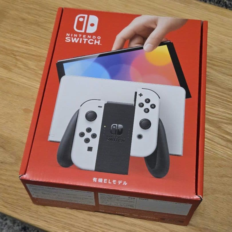 Nintendo Switch 有機ELモデル（ホワイト / microSD付）