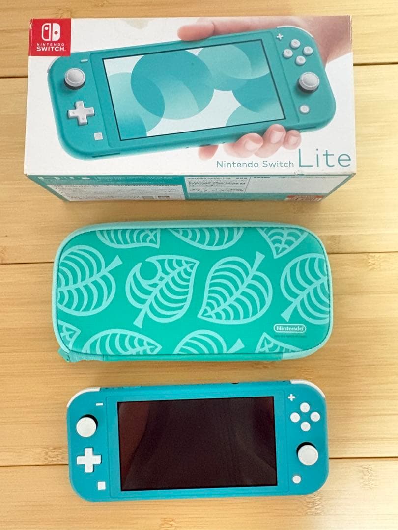 【美品】Nintendo Switch Lite 本体(どう森ケースつき)