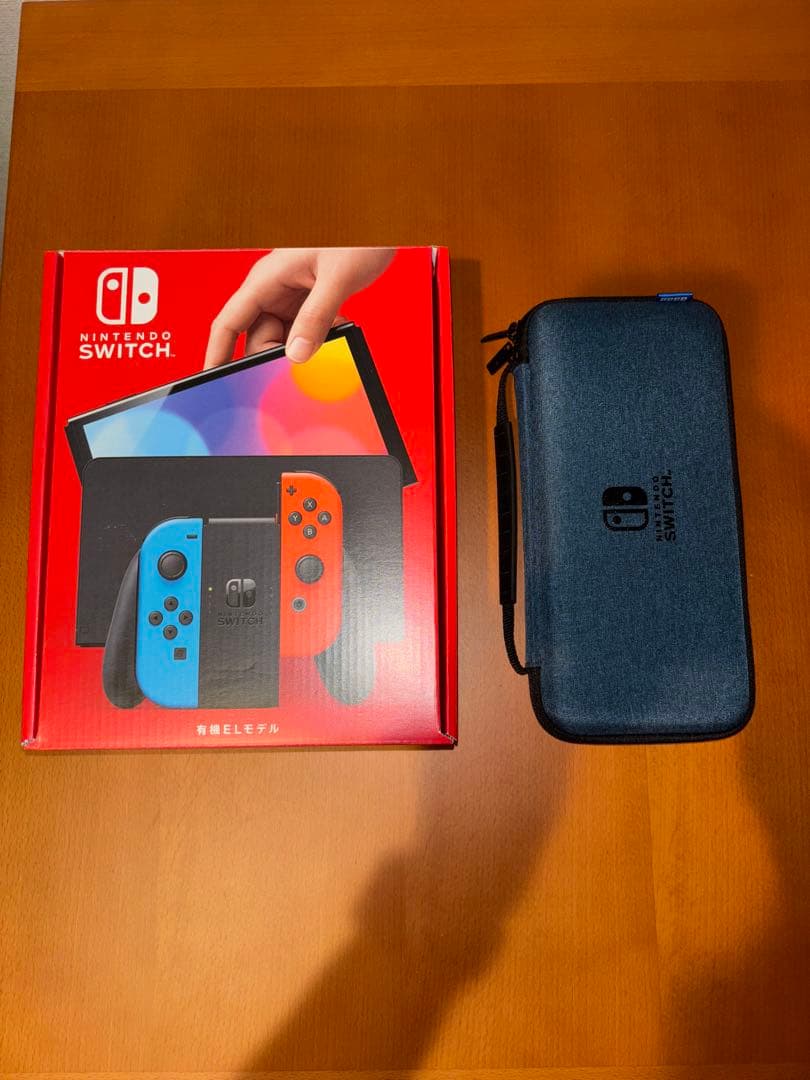 Nintendo Switch 有機ELモデル　本体 青/赤 Joy-Con