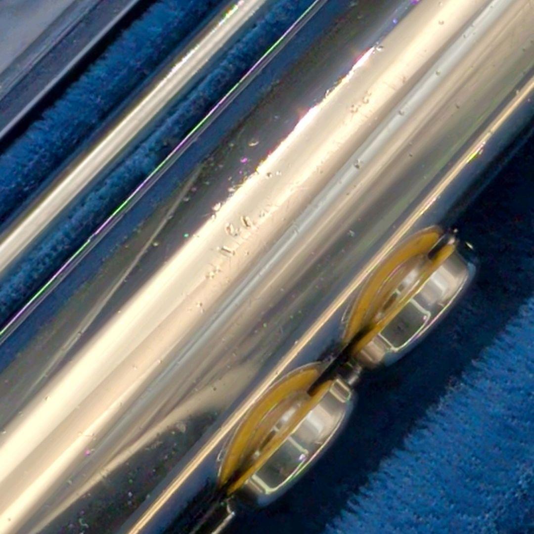 フルート　調整済　ヤマハYFL211S(Eメカ.銀メッキ仕様)