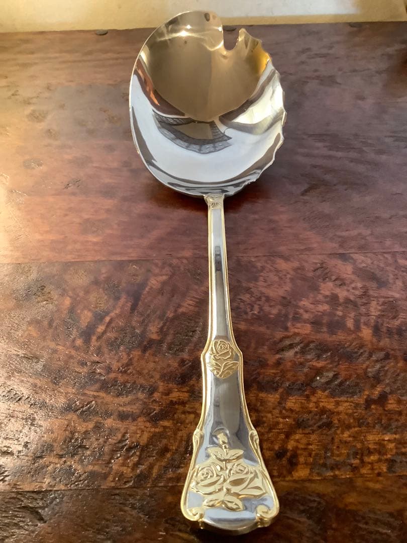   Old Country Roseサービングカトラリー