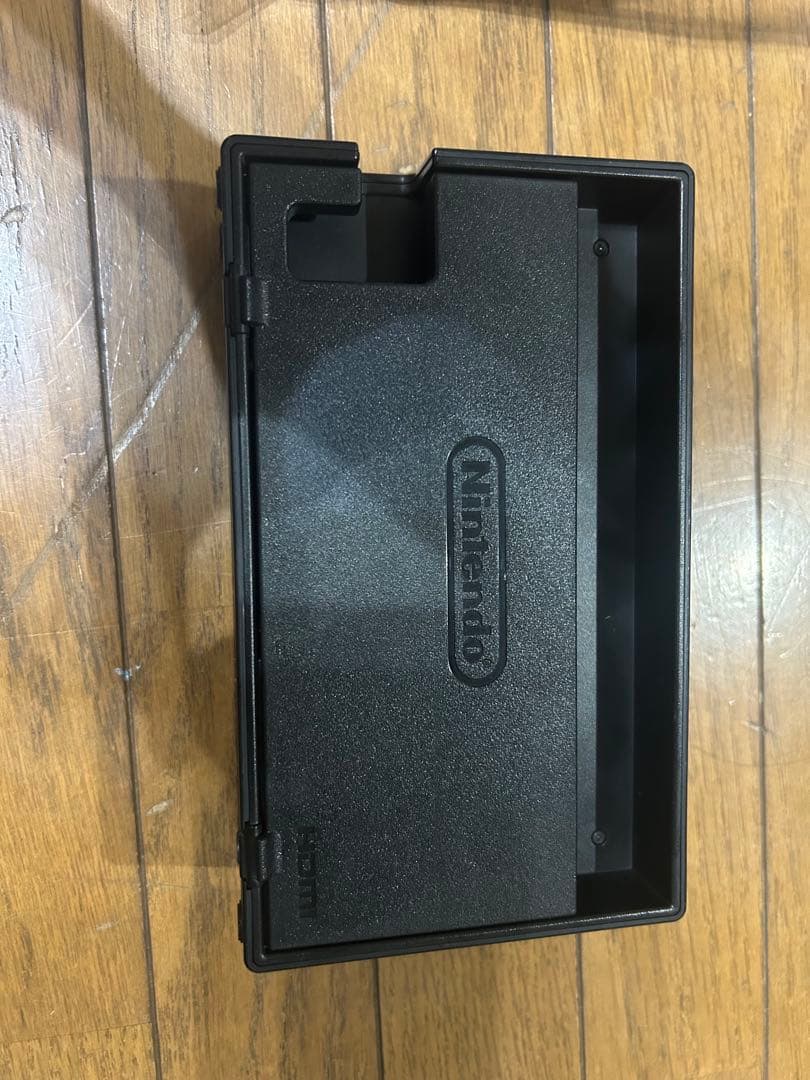 Nintendo Switch ネオンブルー/ネオンレッド本体