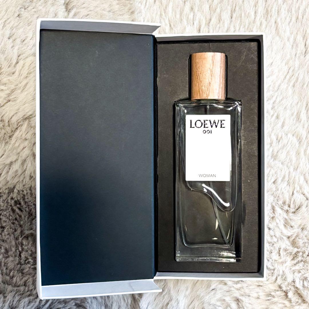 【箱付き】ロエベ 001 ウーマン オードゥ　パルファム 50ml