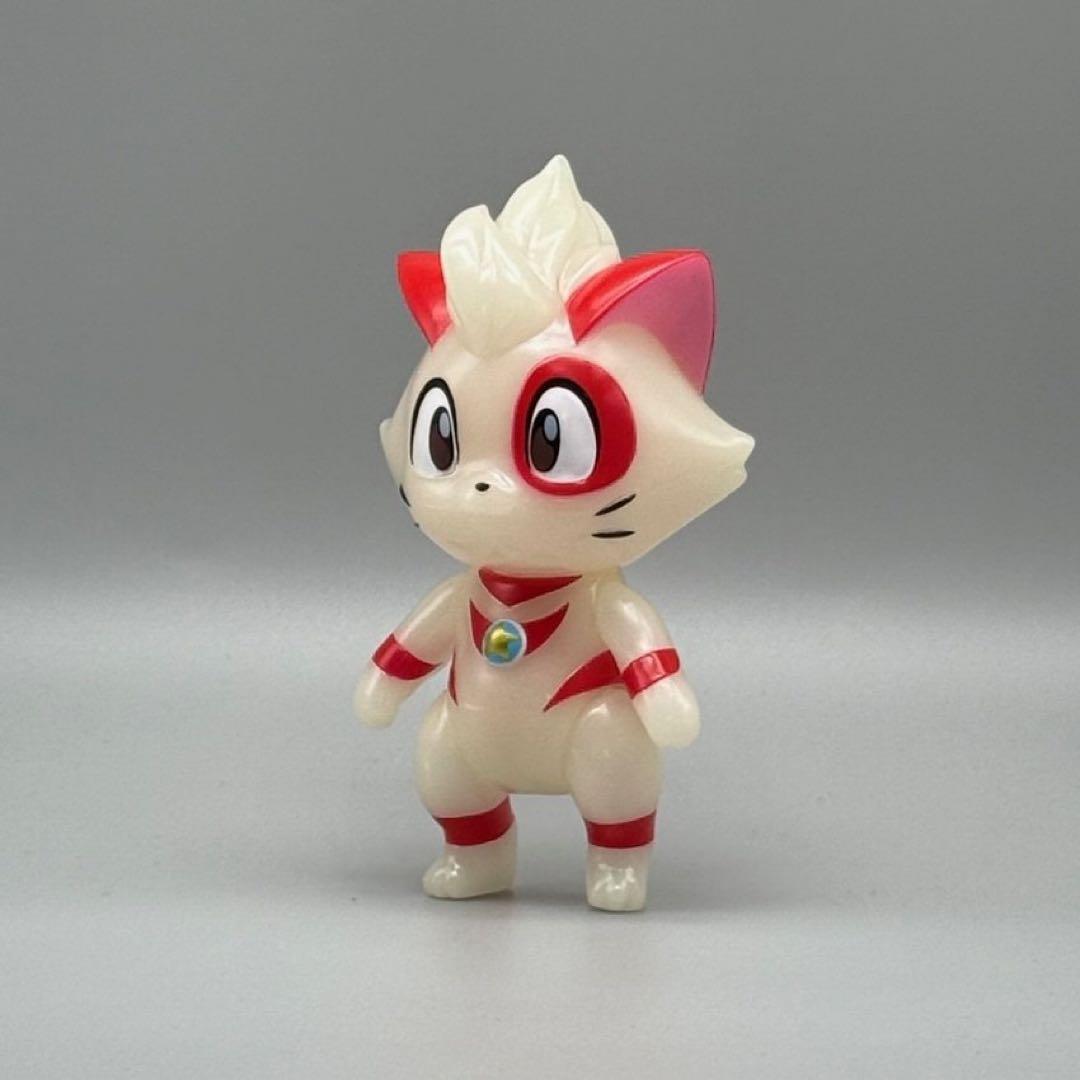【羽田空港限定】ウルトラニャン 蓄光 頭でっかちVer. MAXTOY ソフビ