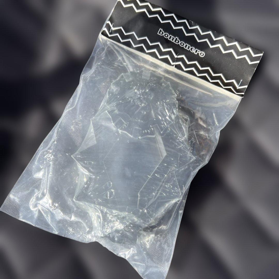 ボンボネロ　カーキ　ダークグリーン