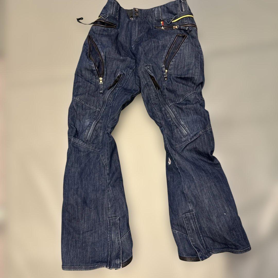 VOLCOM デニム ウェア パンツ スノーボードウェア スキーウェア