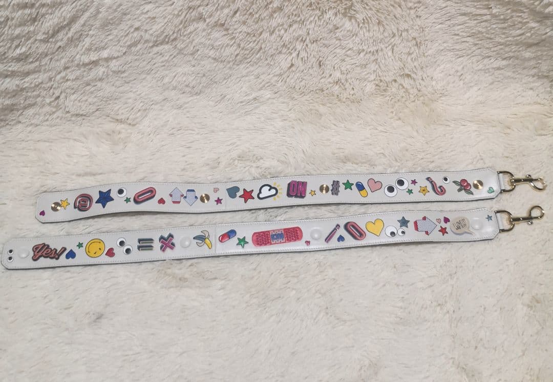 【美品】 Anya Hindmarch ショルダーストラップ マルチパッチ