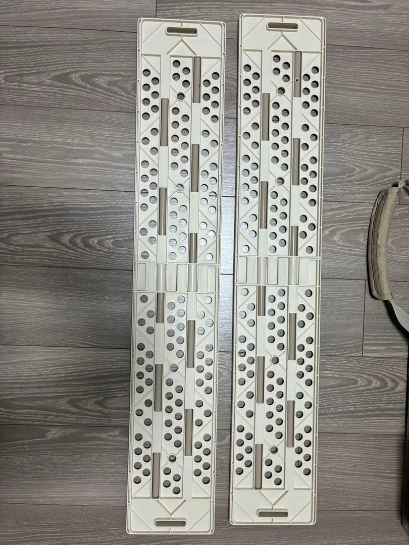 ベビーベッド 折りたたみ式 ベージュ　アップリカ　ココネルエアー