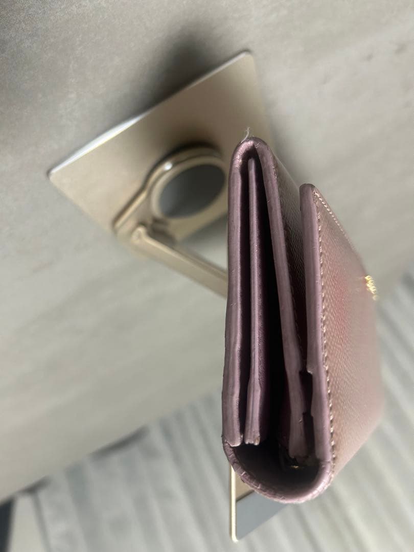 BURBERRY ピンク 長財布