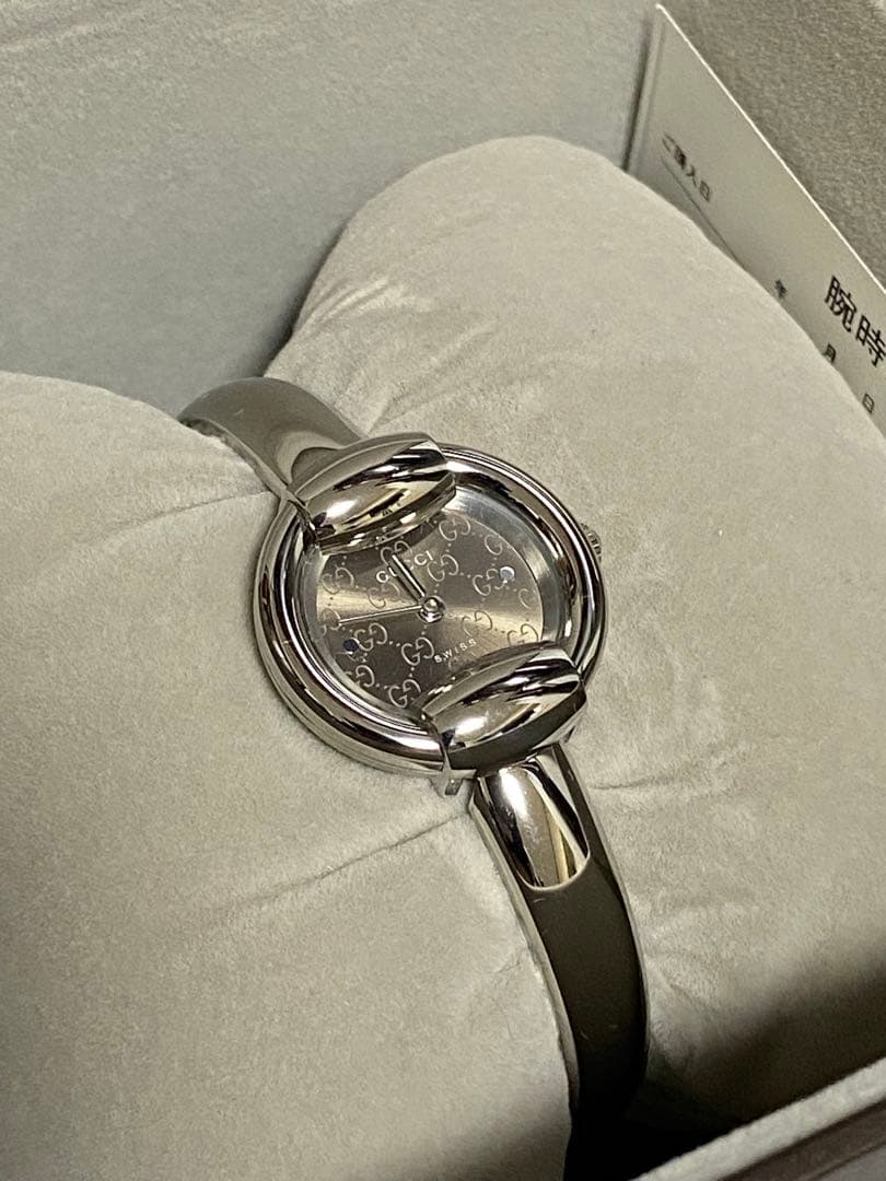 GUCCI 1400 L シルバー 時計
