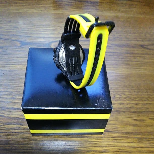 ④阪神タイガースG-SHOCK