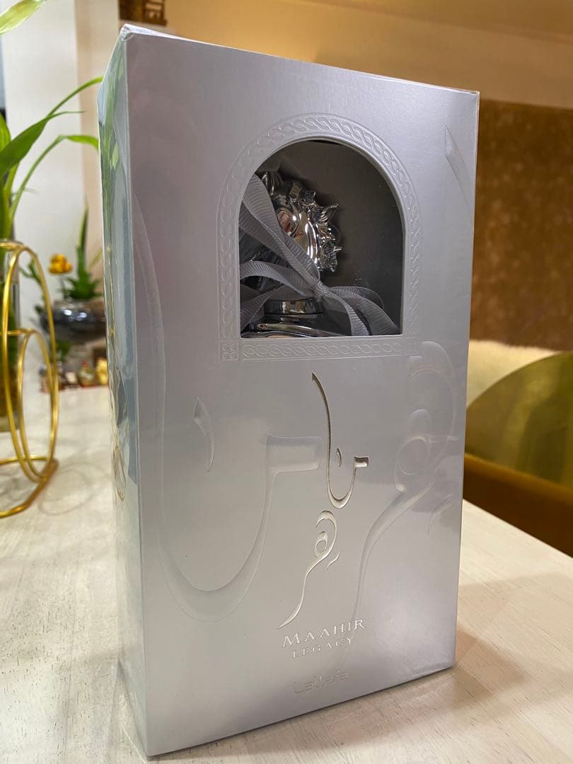 香水(男性用) Lattafa Maahir Legacy & AH Detour Noir