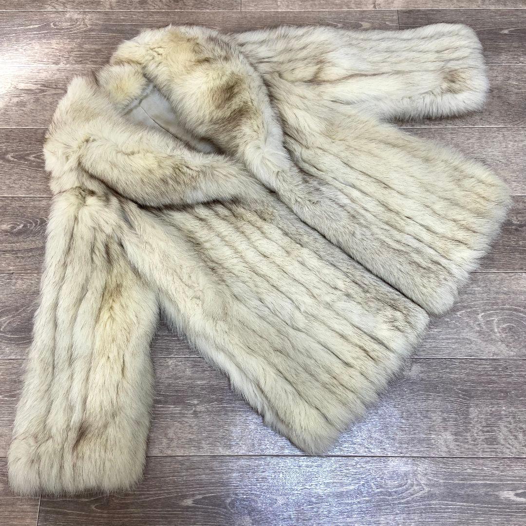 ブルーフォックス　ファーコート　ホワイト　ボリューム襟　FOX