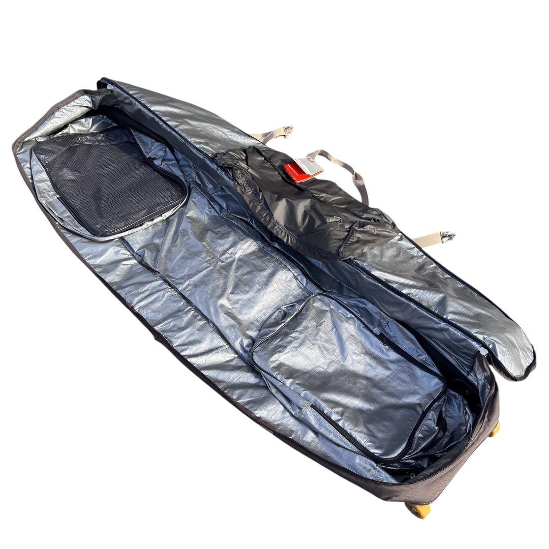 未使用！Burton スノーボードバッグ 茶色2ホイールキャスタ付き 166cm