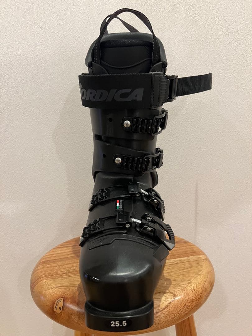 値下げ！Nordica DOBERMANNスキーブーツ 25.5cm